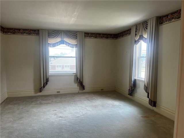 15 S 7th St, Youngwood, PA 15697 - unfurnished room featuring carpet