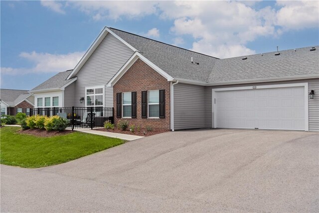 1042 Forest Oaks Dr, Center Twp, PA 16001 - photo 4