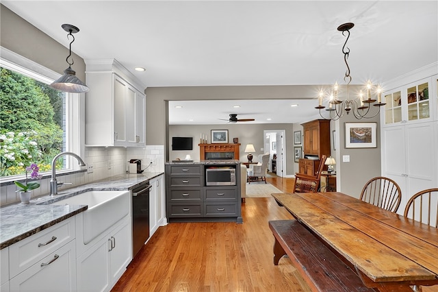 930 Valleyview Rd, Mt Lebanon, PA 15243 - kitchen with gray cabinetry, a ceiling fan, appliances with stainless steel finishes, light wood-style flooring, and recessed lighting