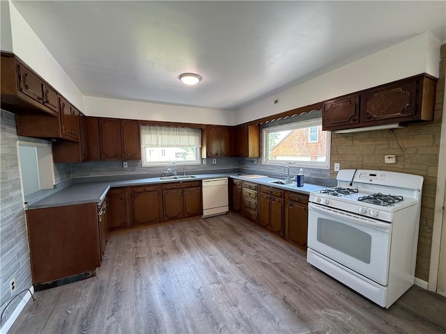 3170 Dutch Ridge Rd, Brighton Twp, PA 15009 - kitchen with white appliances, light wood-type flooring, and tasteful backsplash