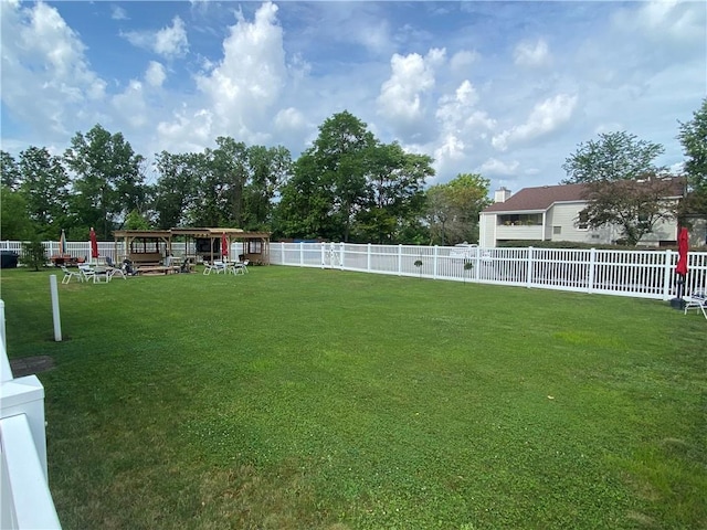 2207 Kenzie Dr, Robinson Twp, PA 15205 - view of fenced backyard