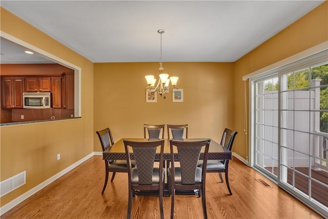 371 Marshall Heights Dr, Marshall, PA 15090 - dining space with a chandelier, light wood-style flooring, and recessed lighting