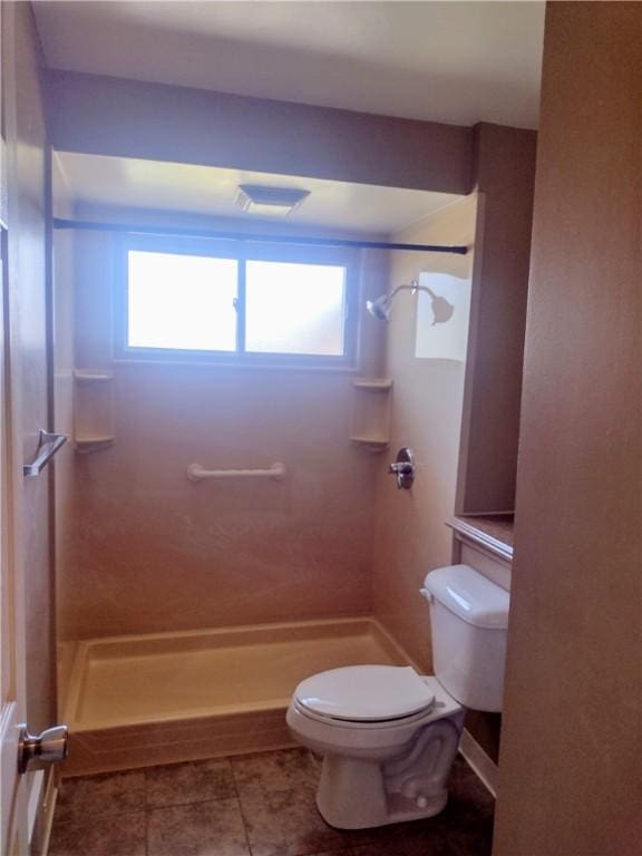 313 Chester Dr, Lower Burrell, PA 15068 - photo 12