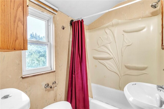 3405 Willett Rd, Baldwin Boro, PA 15227 - bathroom featuring toilet and shower / bath combination with curtain