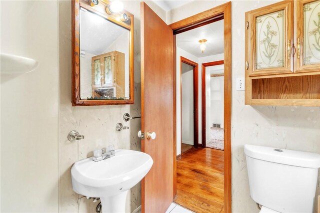 3405 Willett Rd, Baldwin Boro, PA 15227 - half bath featuring toilet and a sink