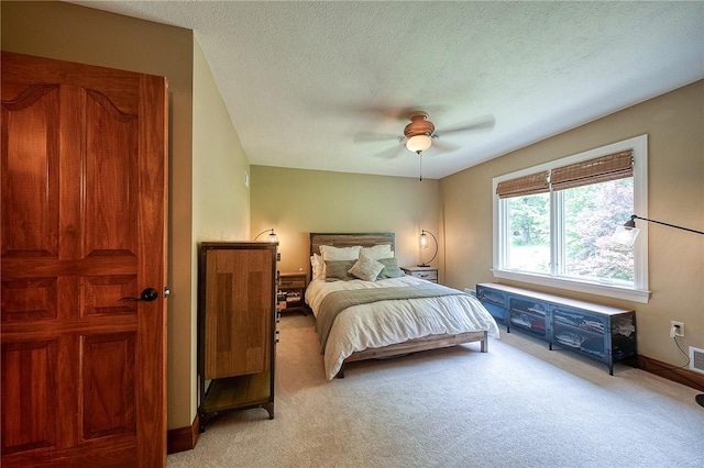 522 Salem Hts, Pine Twp, PA 15044 - bedroom with light carpet, ceiling fan, and a textured ceiling