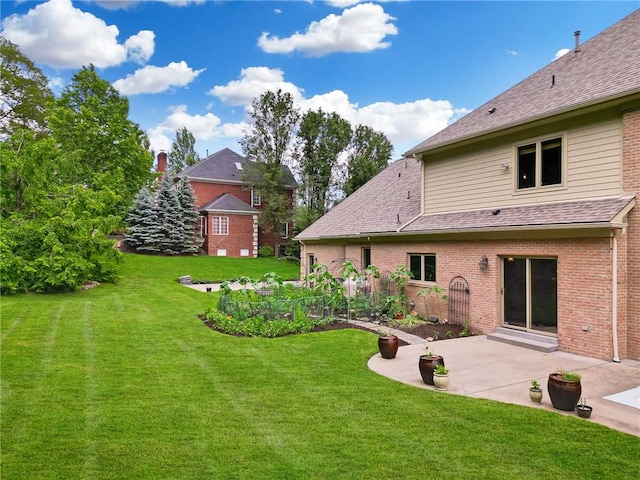 522 Salem Hts, Pine Twp, PA 15044 - view of grassy yard featuring a patio