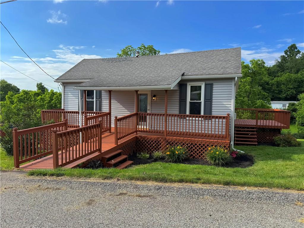 81 Baltimore St, Irwin, PA 15642 - photo 1