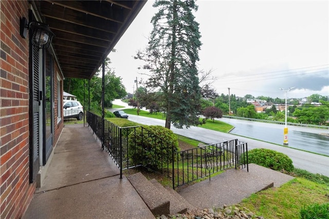 5401 Perrysville Rd, Ross Twp, PA 15229 - view of covered porch