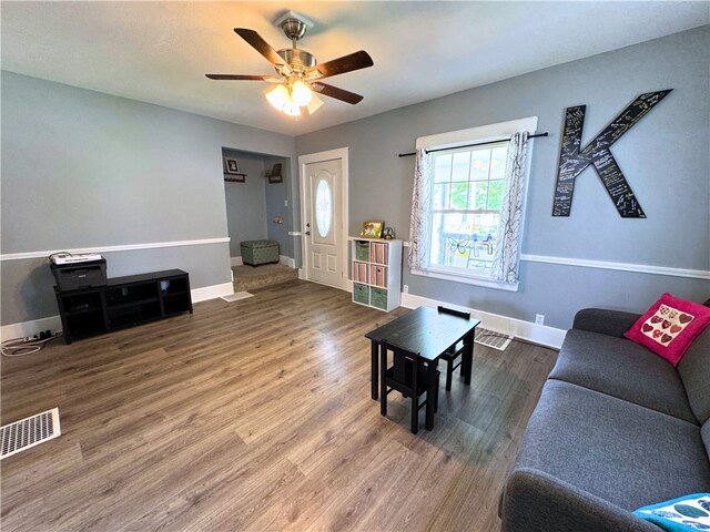 414 Memorial Ave, Grove City Boro, PA 16127 - photo 5