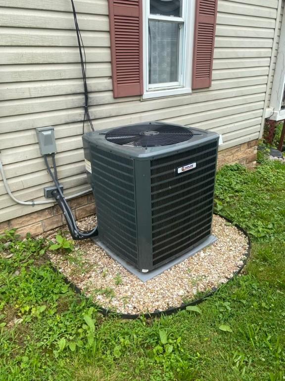 232 Fairview Ave, Masontown, PA 15461 - exterior view of a central air condition unit