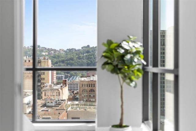 350 Oliver Ave Unit 1301/1401, Downtown Pgh, PA 15222 - balcony with a view of city
