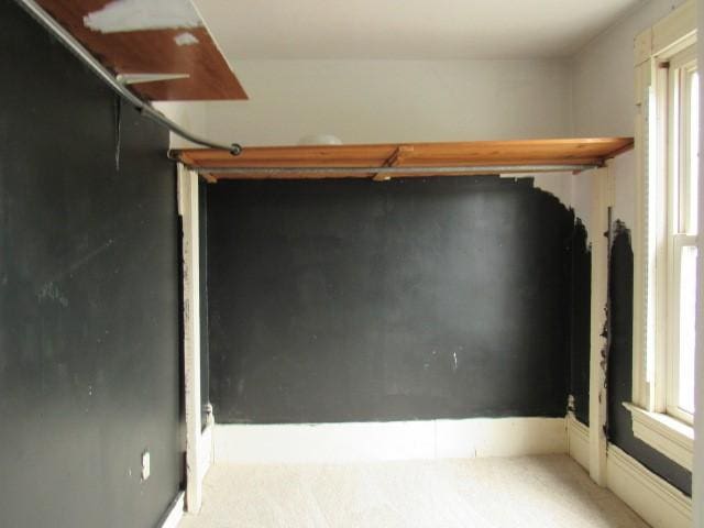 103 Memorial St, Dunbar, PA 15431 - spacious closet featuring carpet floors