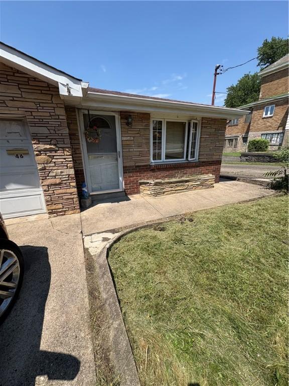 46 Maytide St, Carrick, PA 15227 - photo 21