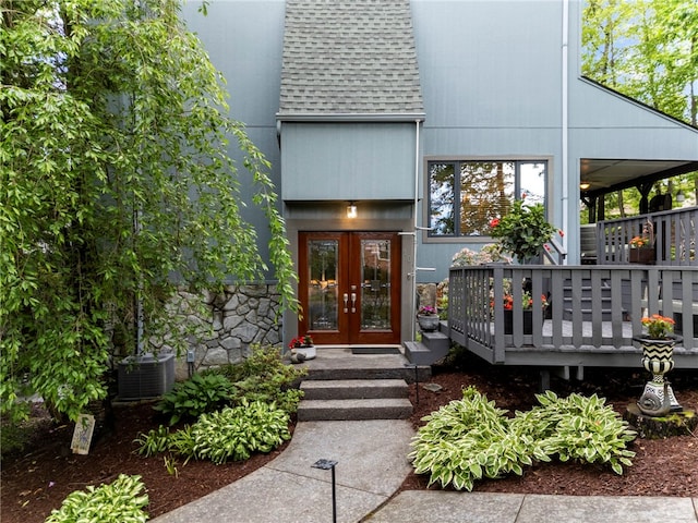 101 Jane Kirk Ct, Center Twp, PA 15001 - doorway to property featuring a shingled roof, french doors, and a wooden deck