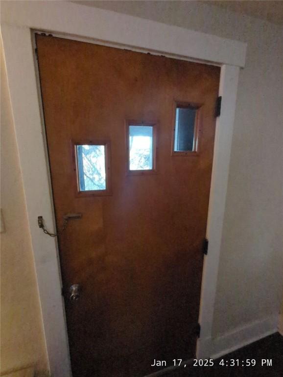 1618 Miriam St, Swissvale, PA 15218 - photo 4