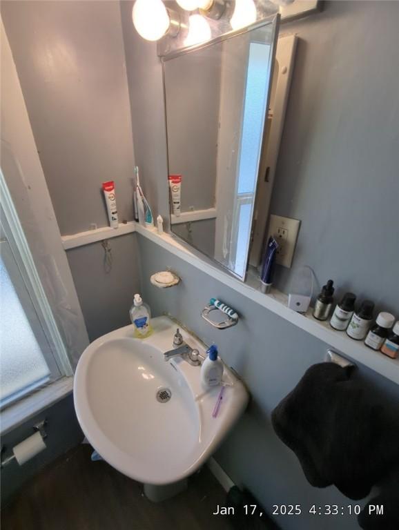 1618 Miriam St, Swissvale, PA 15218 - photo 14