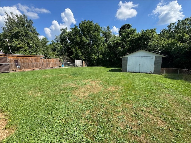 323 Cottage Ave, Masontown, PA 15461 - photo 25