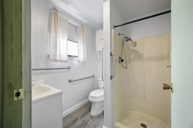 425 Concord Ave, City Of Greensburg, PA 15601 - full bath featuring wood finished floors, a shower, and vanity