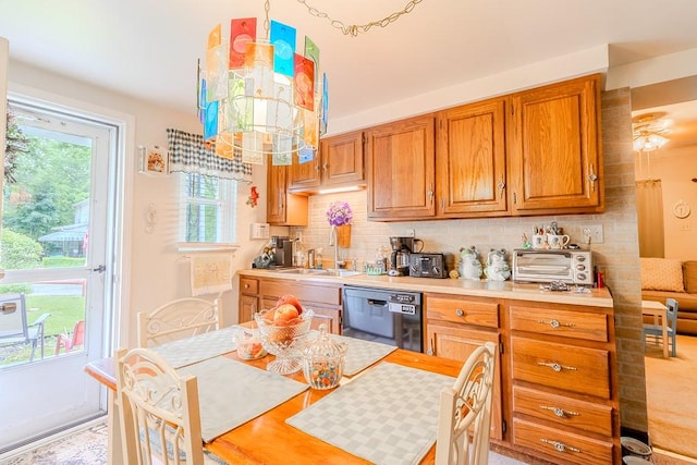 93 Semmens St, Wilkins Twp, PA 15145 - photo 9