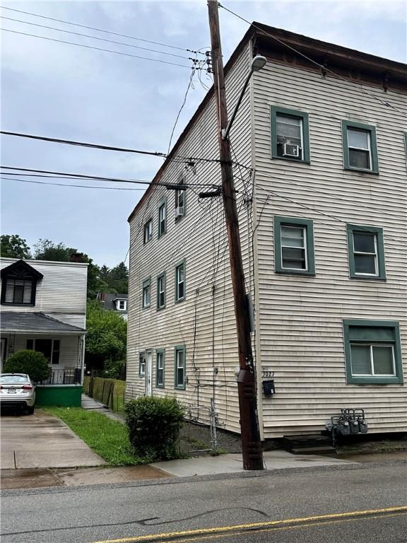 3027 Stayton St, Marshall Shadeland, PA 15212 - view of property exterior