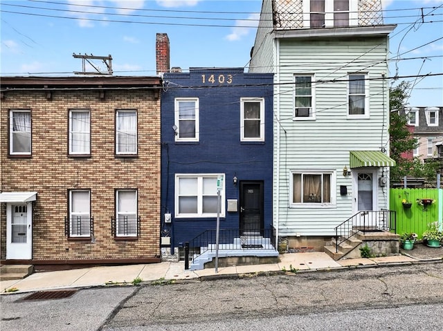 1403 Veto St, Central North Side, PA 15212 - photo 1