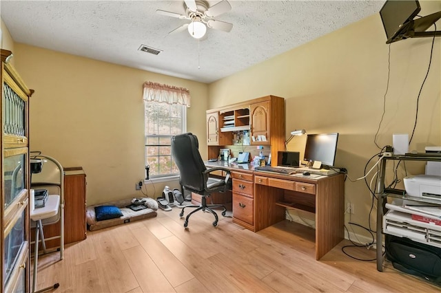 348 Treetop Dr, Cecil, PA 15317 - photo 19