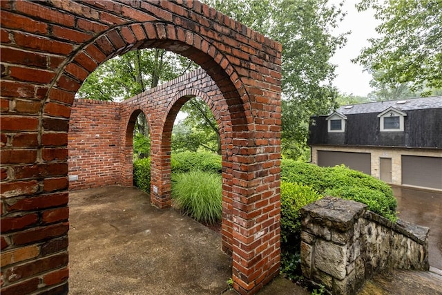 612 Bower Hill Rd, Peters Twp, PA 15367