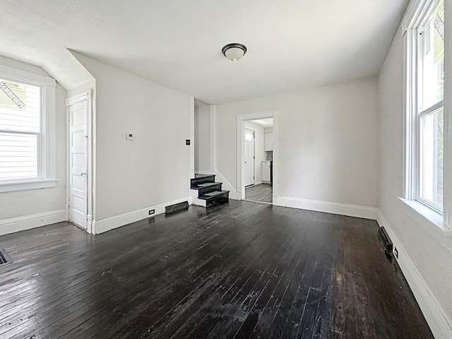 650 Broad St, City Of Washington, PA 15301 - photo 6