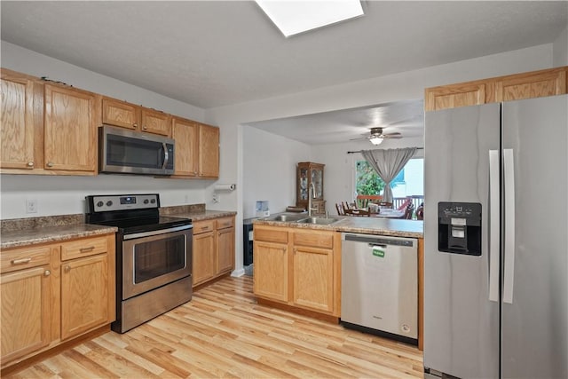1510 Yorktown Dr, Cecil, PA 15055 - photo 4