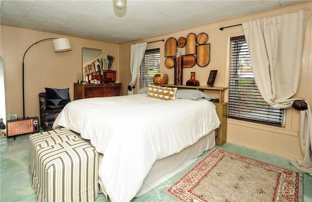 2 Mccormick Ave, Uniontown, PA 15401 - bedroom featuring a decorative wall