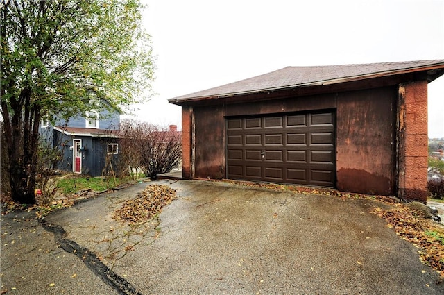 2 Mccormick Ave, Uniontown, PA 15401 - view of detached garage
