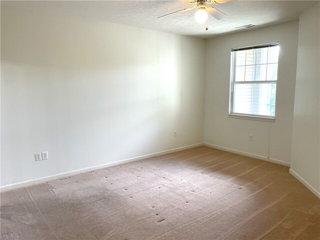 1521 Eagle Pointe Dr, Cecil, PA 15317 - photo 18