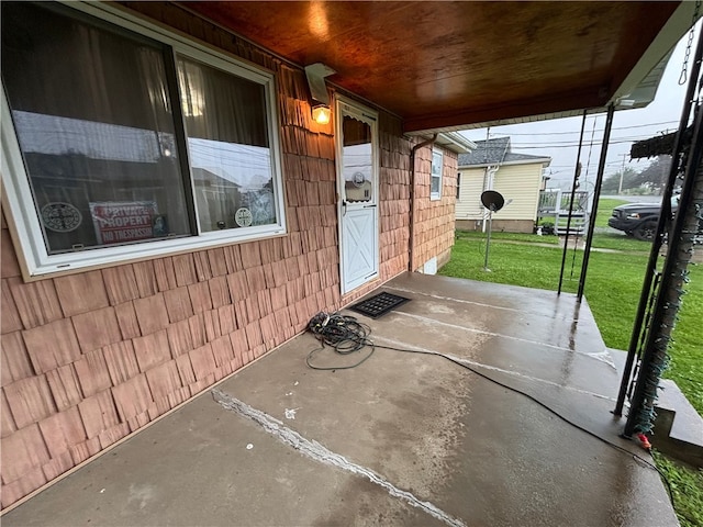 184 Chestnut St, Center Twp/Homer Cty, PA 15731 - porch with a yard