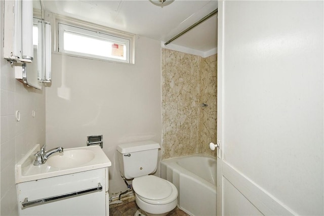 900 Vankirk St, Clairton, PA 15025 - photo 14