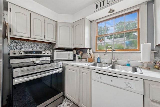 2797 Hastings Dr, Lower Burrell, PA 15068 - photo 4