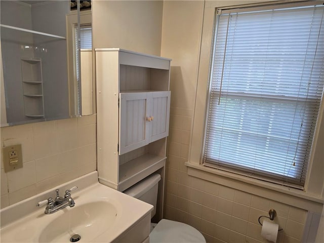 219 Johnston Dr, Ellwood City, PA 16117 - photo 17