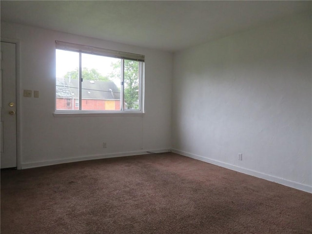 7005 Mckinley Ct, Clairton, PA 15025 - carpeted spare room with baseboards