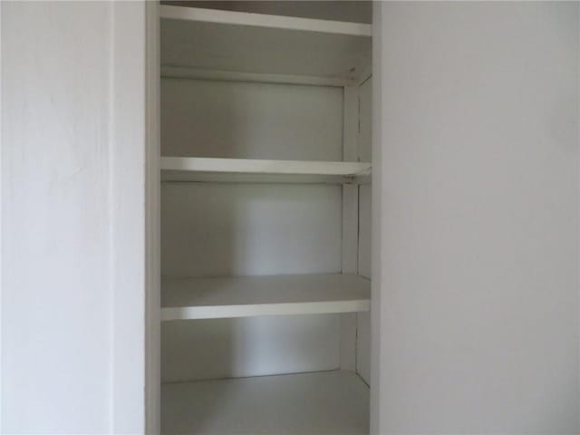 7005 Mckinley Ct, Clairton, PA 15025 - view of closet