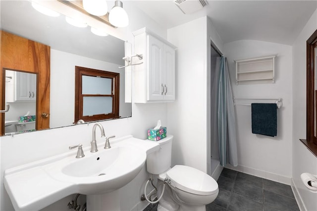 131 Windgate Dr, Marshall, PA 15090 - bathroom featuring curtained shower and tile patterned floors