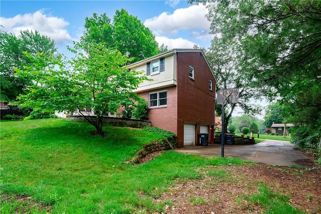 131 Windgate Dr, Marshall, PA 15090 - view of side of property featuring brick siding, a garage, a lawn, and concrete driveway