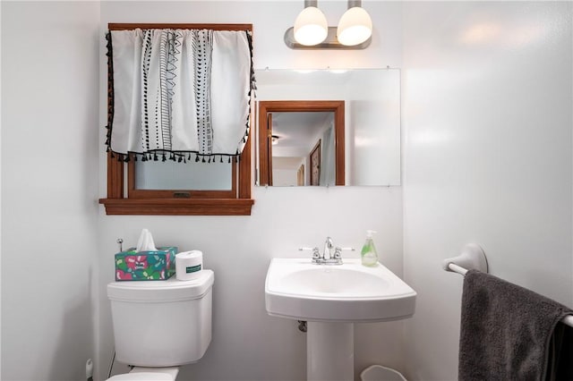 131 Windgate Dr, Marshall, PA 15090 - half bath featuring toilet and a sink