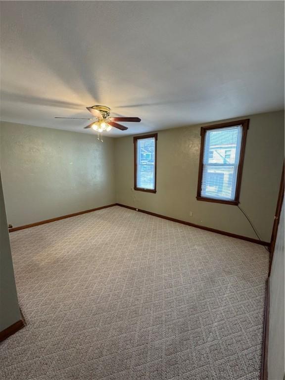 118 Natchez St, Mt Washington, PA 15211 - photo 10