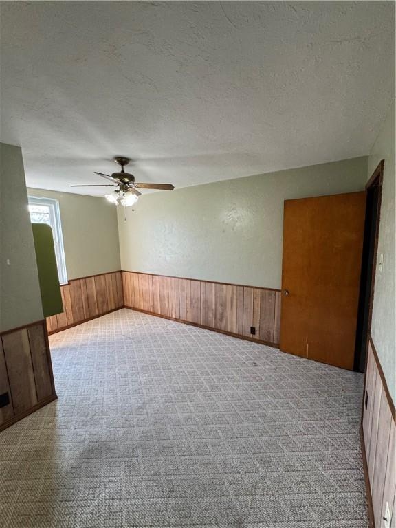 118 Natchez St, Mt Washington, PA 15211 - photo 15