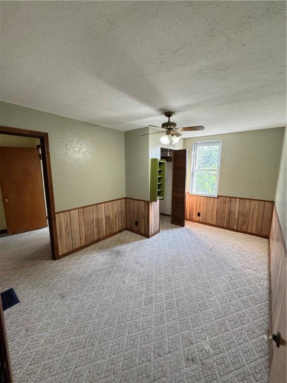 118 Natchez St, Mt Washington, PA 15211 - photo 16