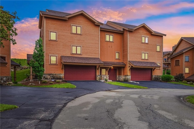 454 Southwind Cir, Seven Springs Resort, PA 15622 - photo 2
