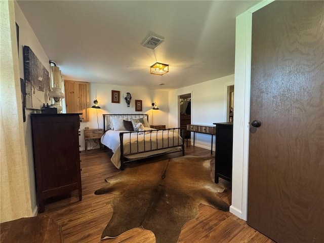 1060 Sugar Run Rd, Nottingham, PA 15367 - bedroom featuring wood finished floors and baseboards