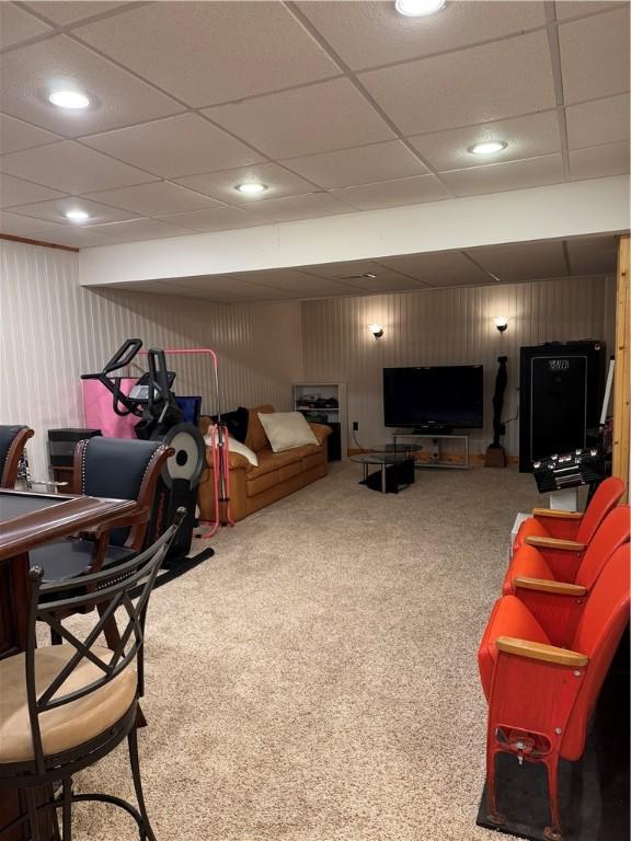 91 Celtic Ash Ct, Cranberry Twp, PA 16066 - living area featuring carpet and a paneled ceiling