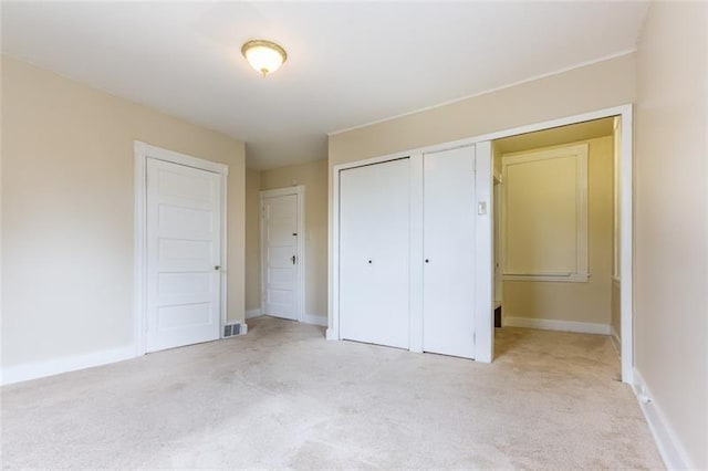 650 Loretta St, Greenfield, PA 15217 - unfurnished bedroom featuring light colored carpet and a closet