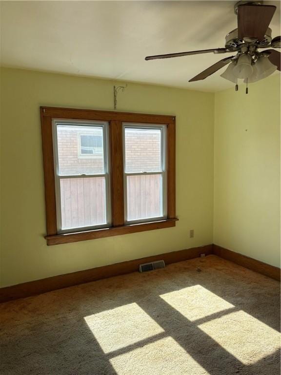 1377 W 32nd St, Erie City, PA 16508 - photo 4